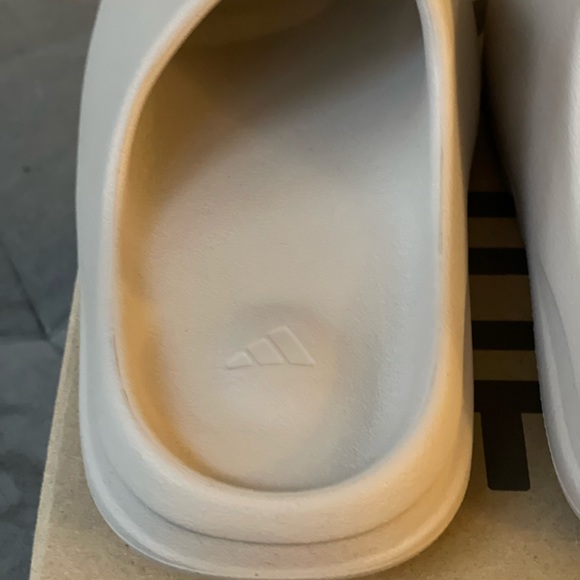 yeezy nude slides